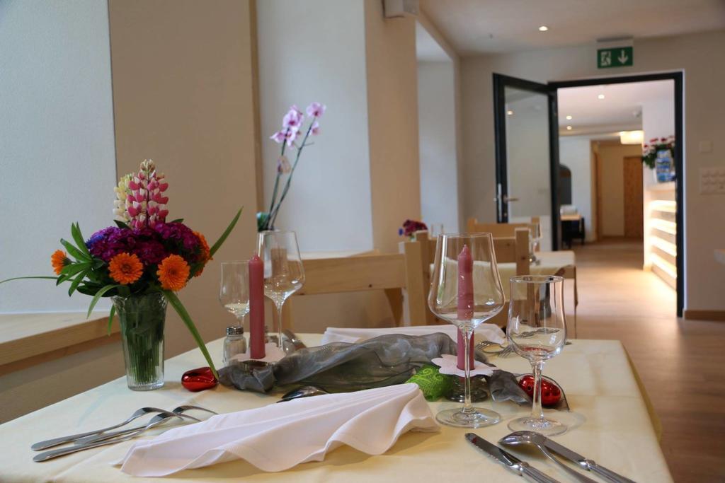 Hotel Helvetia Müstair Eksteriør billede