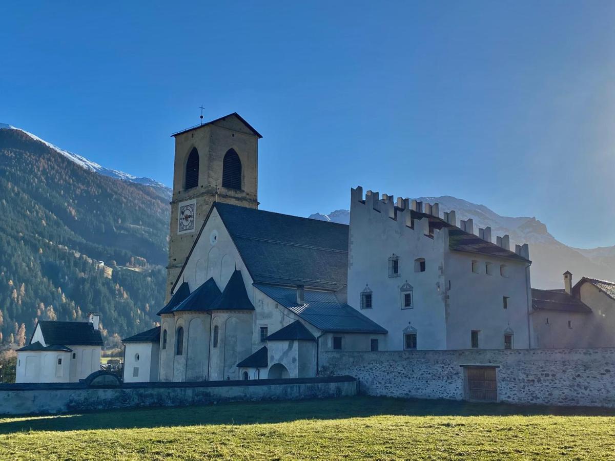 Hotel Helvetia Müstair Eksteriør billede