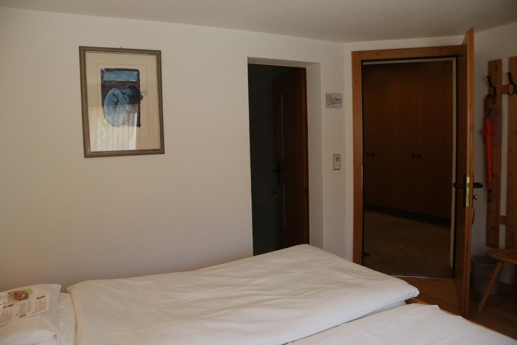 Hotel Helvetia Müstair Eksteriør billede