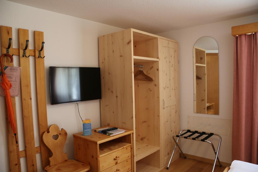 Hotel Helvetia Müstair Eksteriør billede