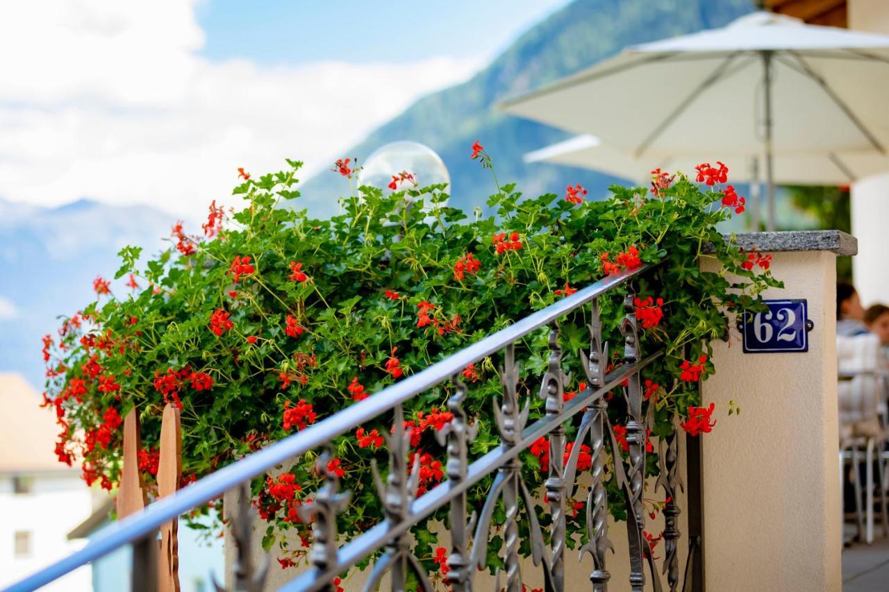 Hotel Helvetia Müstair Eksteriør billede
