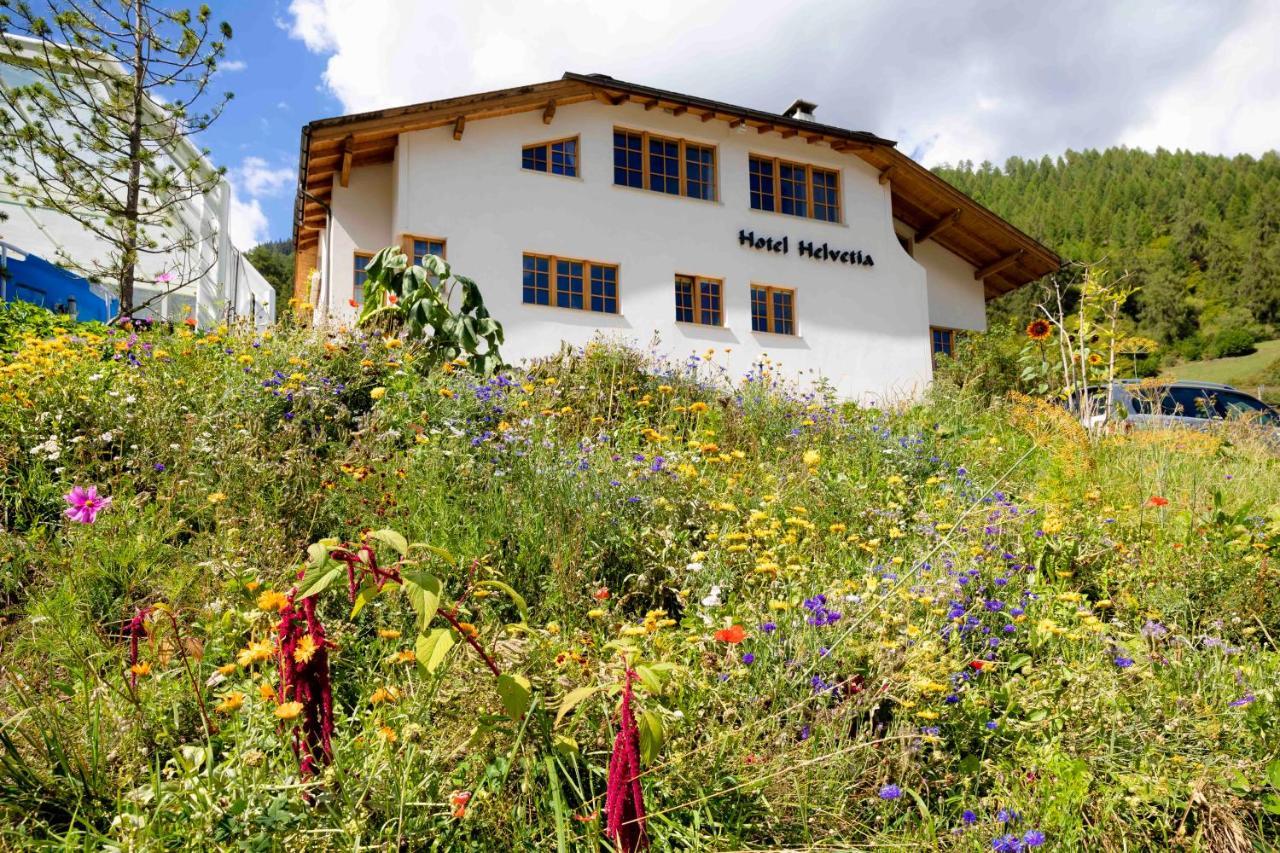 Hotel Helvetia Müstair Eksteriør billede
